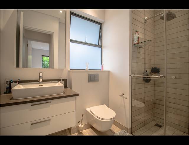 2 BEDROOM APARTMENT FOR SALE IN STEYN CITY